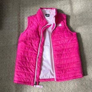 Hot pink Girls North Face vest size 6